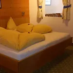 Backstuba Partenen
