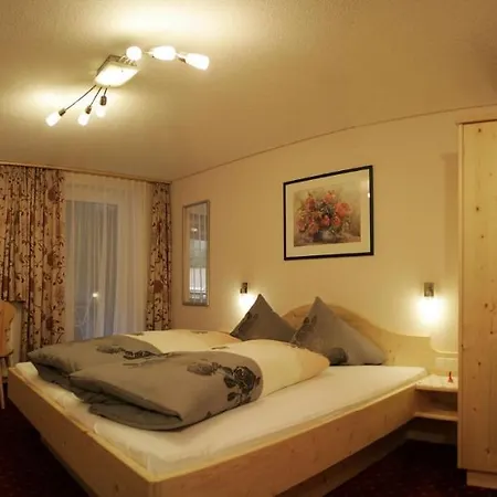 Backstuba Casa de hóspedes Partenen